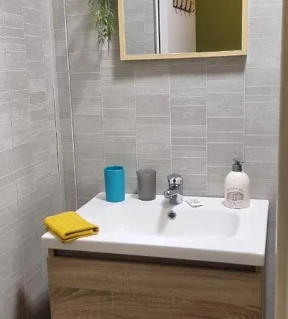 La Cle Des Champs Oda ve Kahvaltı 3*